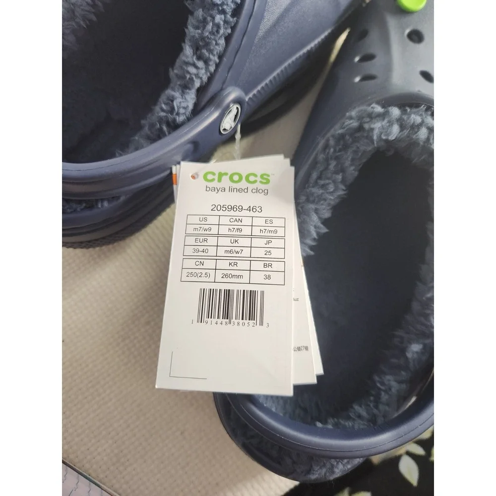 NWOT‎ Baya Sherpa Lined Crocs Clog Relaxed Fit Navy Men's 7 Womens 9 Authentic